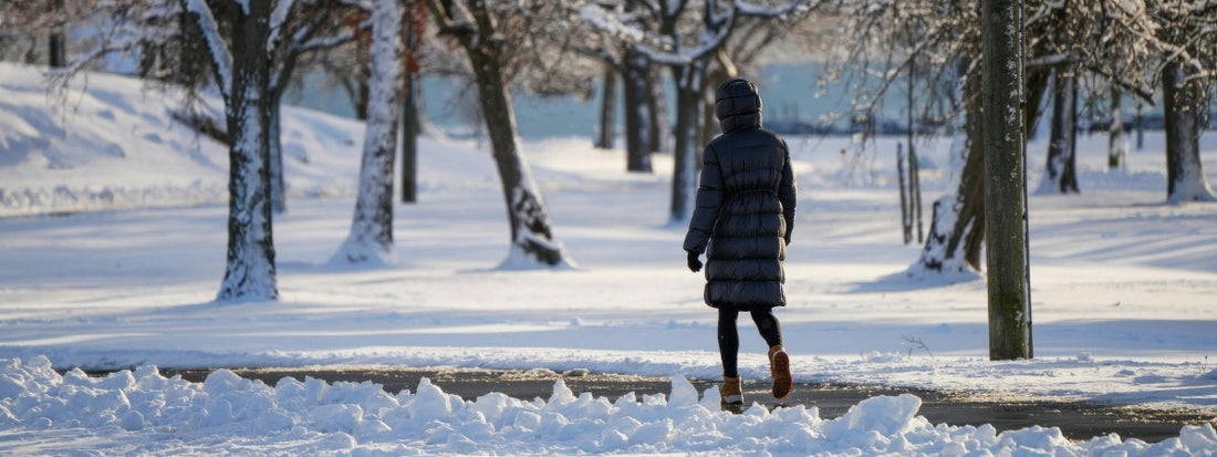 Wandelen in de sneeuw en pijnlijke spieren: wat gebeurt er in de kou